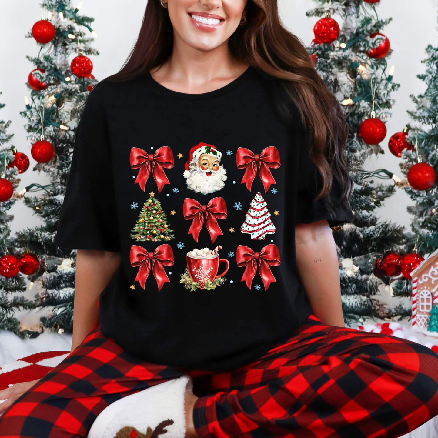 π
π Santa & Bows Christmas Cheer Tee β Vintage Vibes, Holiday Joy! πβοΈ