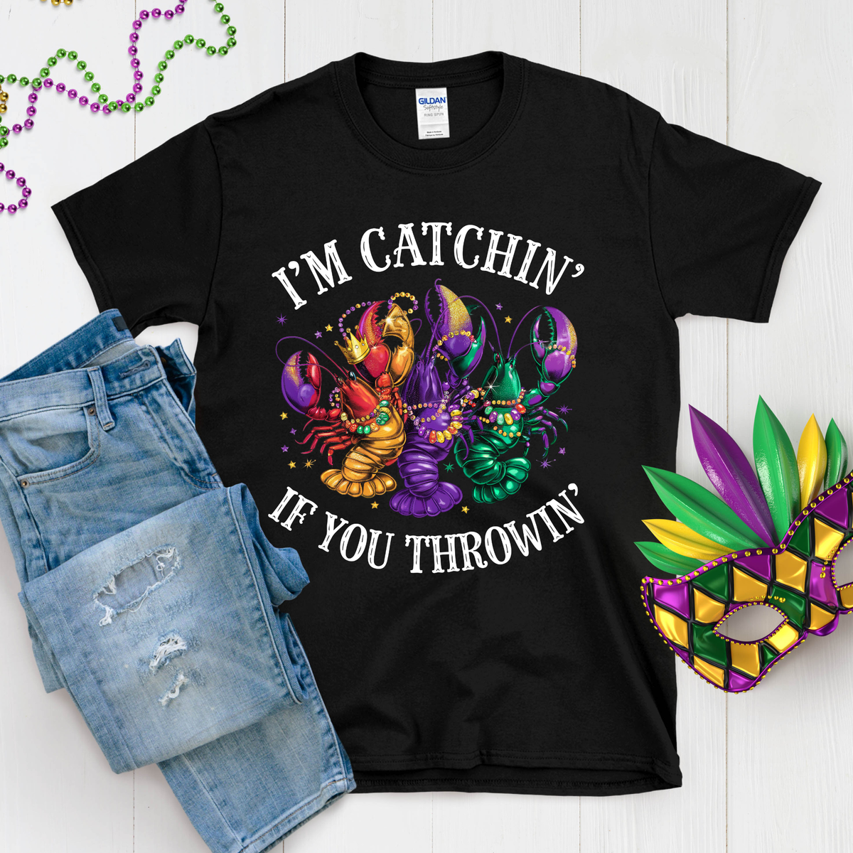I’m Catchin’ If You Throwin’ Mardi Gras Tee