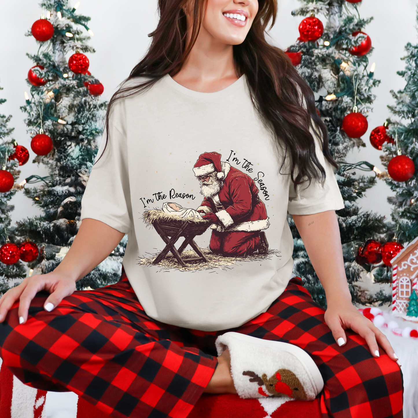 “I’m the Reason / I’m the Season” Christmas Tee 🎄❤️