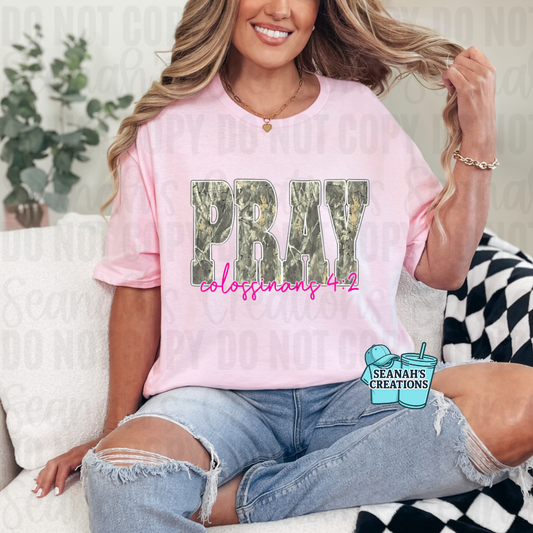 🩷🙏Camo Pray Colossians 4:2 Tee