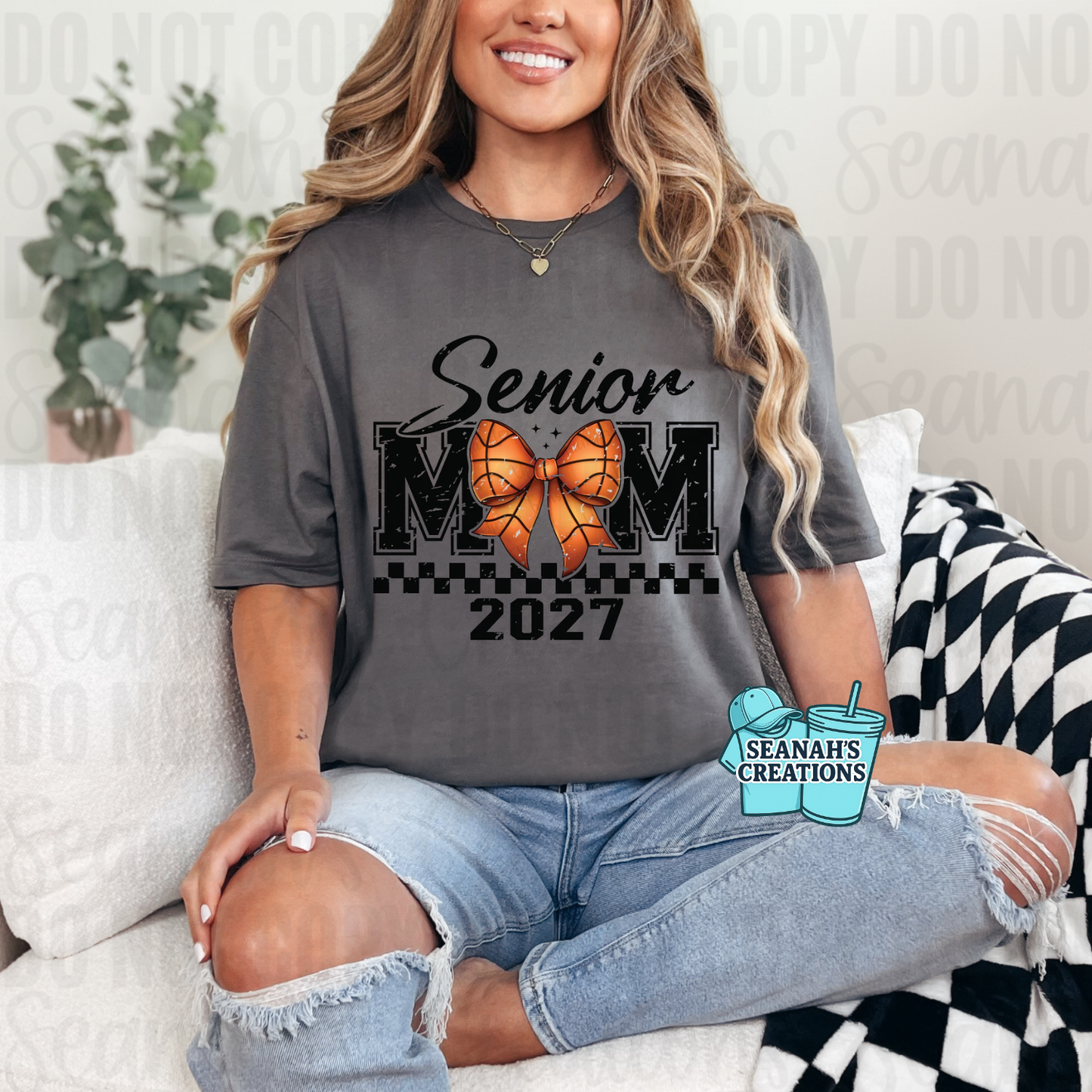 Senior 2027 Sports Mom Tee