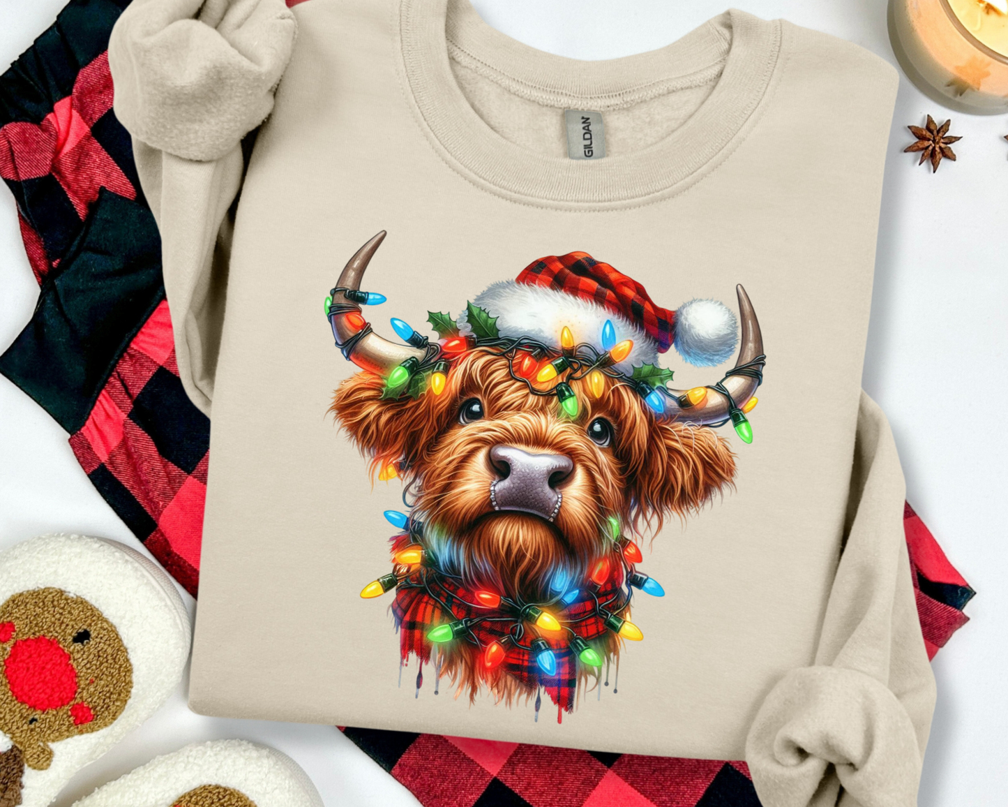 🎄 Highland Cow Christmas Sweatshirt