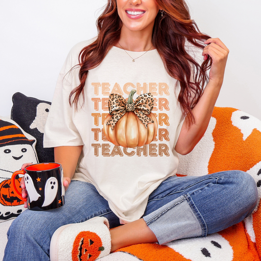 🎃🍁 Pumpkin & Leopard Bow Teacher Tee 🍁🎃